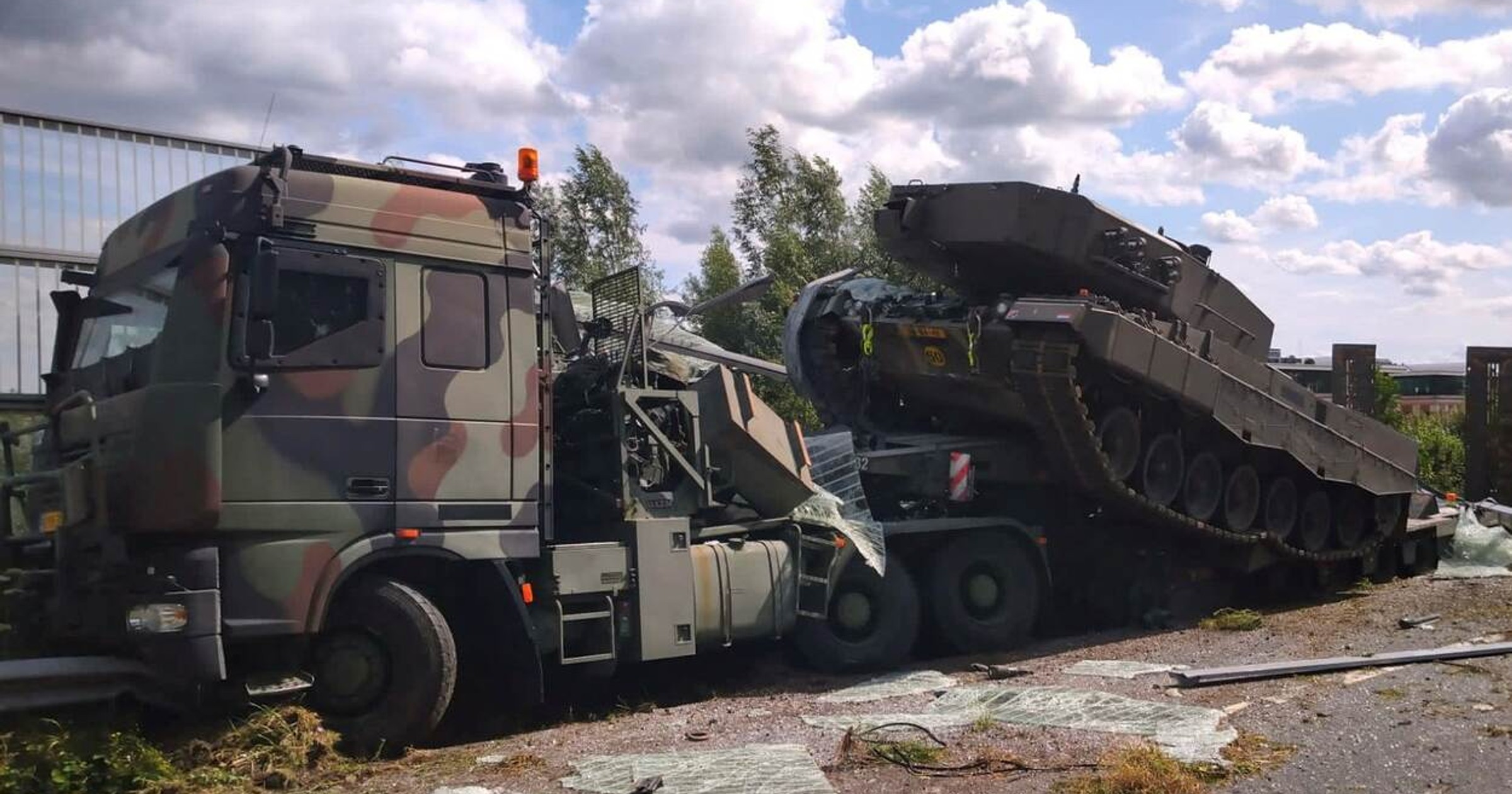 Wypadek wojskowego transportu czołgu Leopard