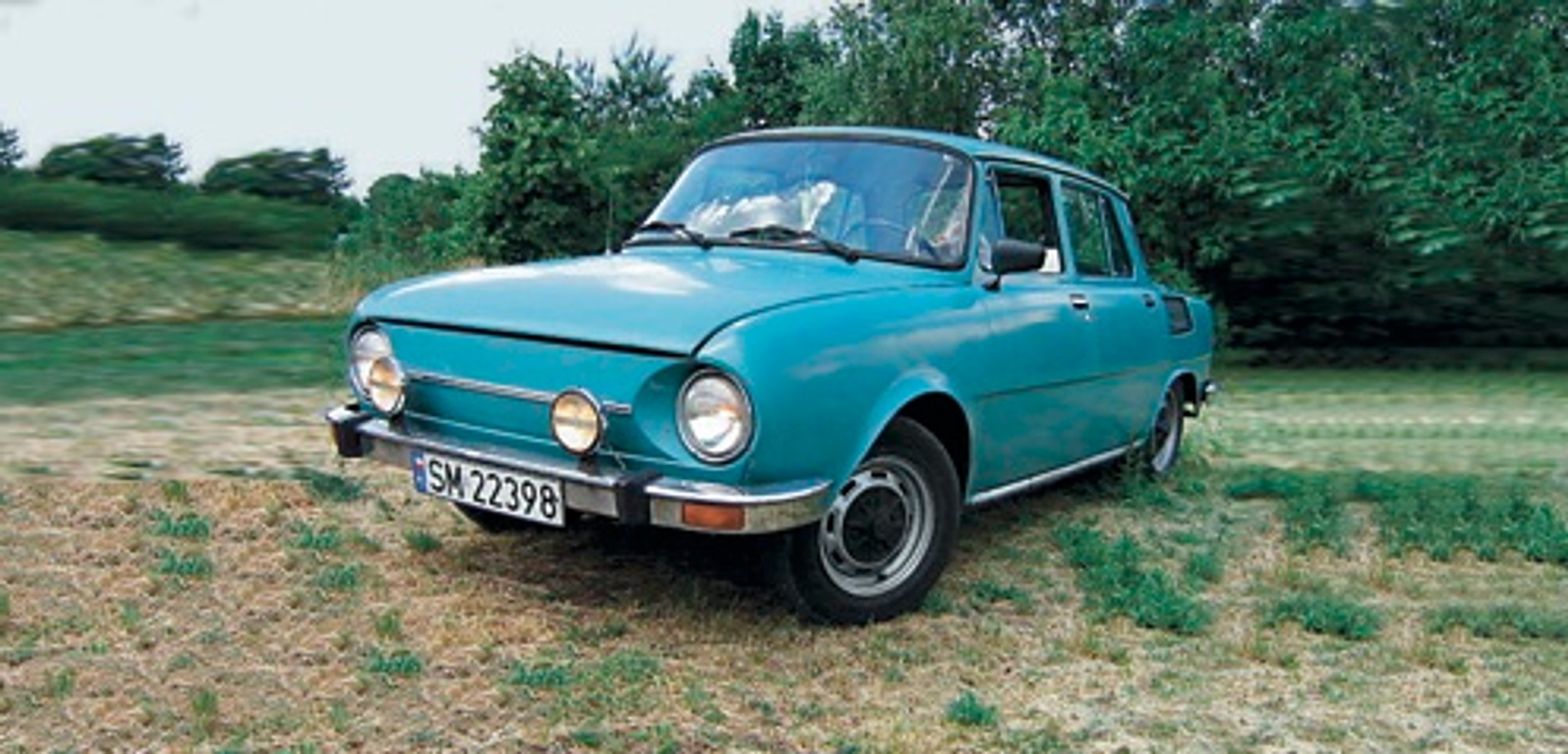 Skoda 100