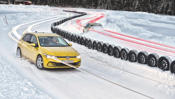 Test opon zimowych w popularnym rozmiarze 205/55 R16 H. Które opony zimowe warto kupić w 2021 roku?