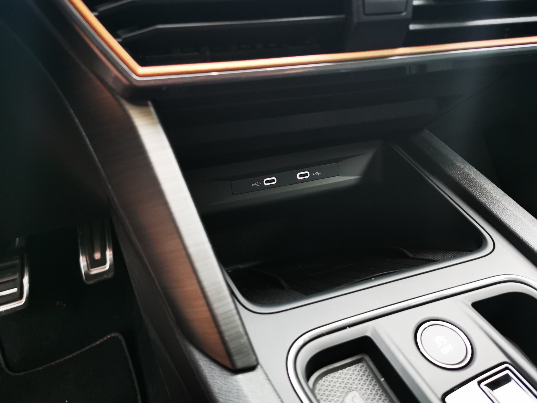 Cupra Formentor 1.4 e-Hybrid 245 KM