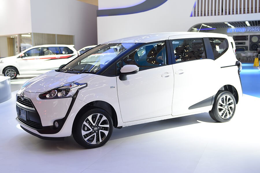 Toyota Sienta