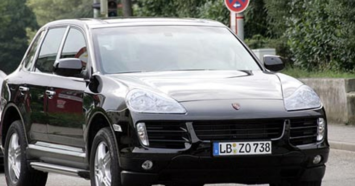 Zdjęcia szpiegowskie: Zmodyfikowane Porsche Cayenne bez kamuflażu