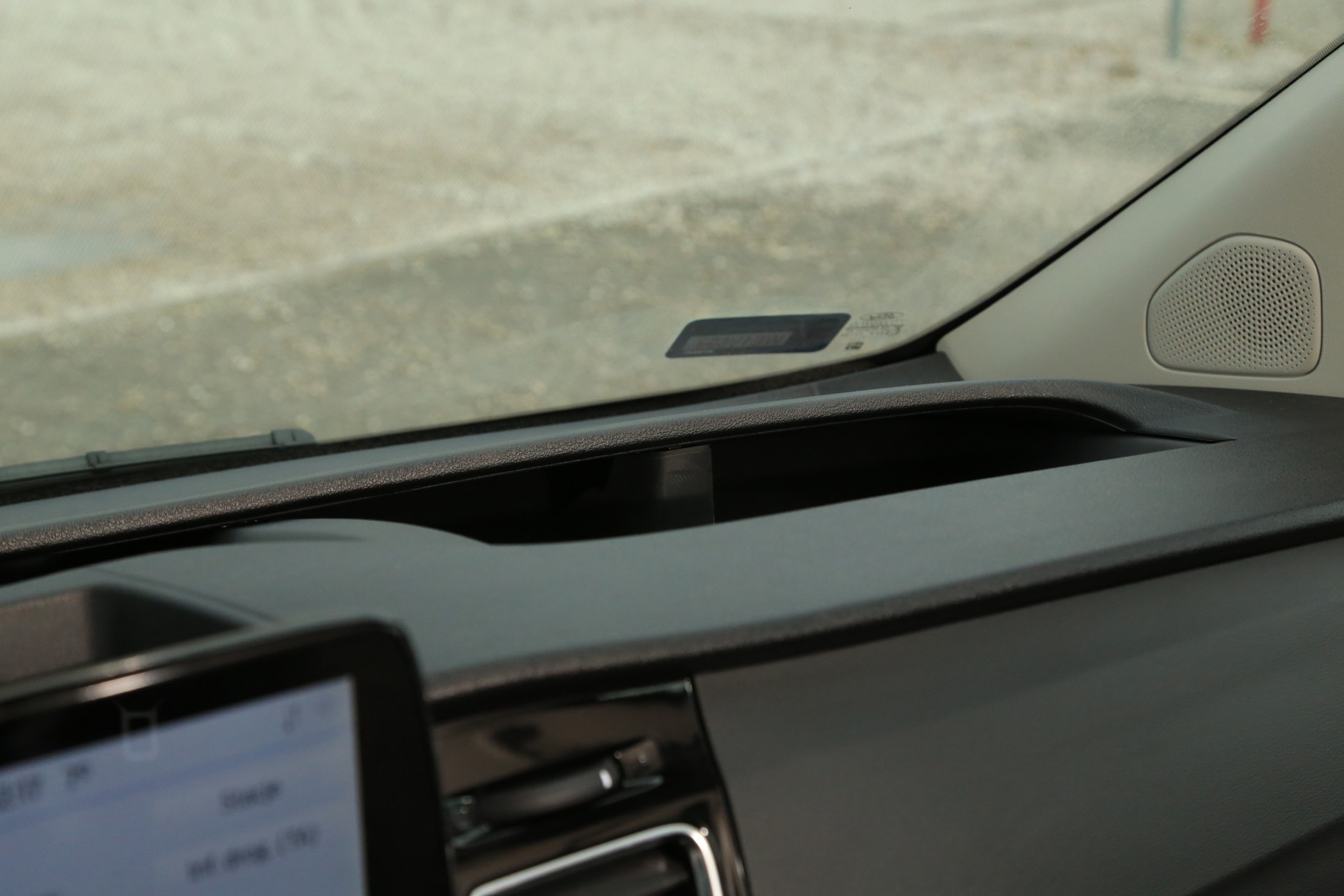 Ford Transit Custom plug-in – miejski dostawczak