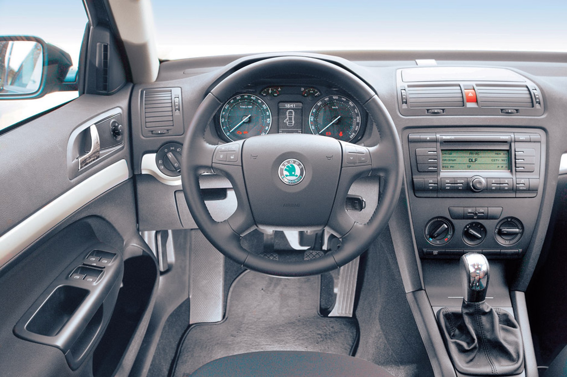 Audi A3, Seat Leon II, Skoda Octavia II i VW Golf V: cztery auta zbudowane na tej samej platformie - czyli, to samo, ale inaczej podane