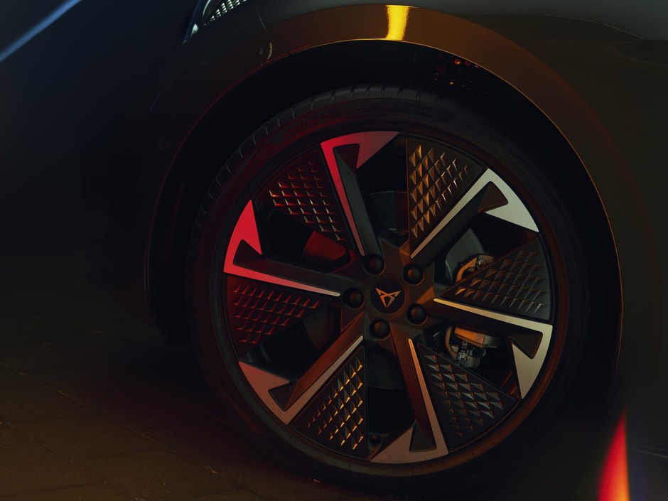 Cupra Born VZ
