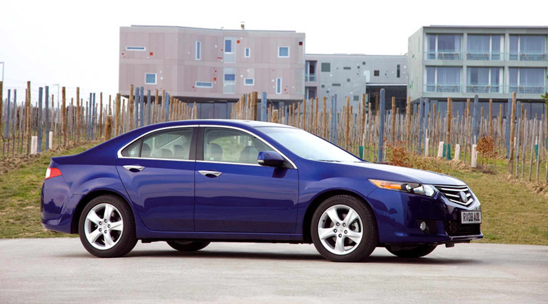 Honda Accord – wysokie tony (dane techniczne, fotogaleria)