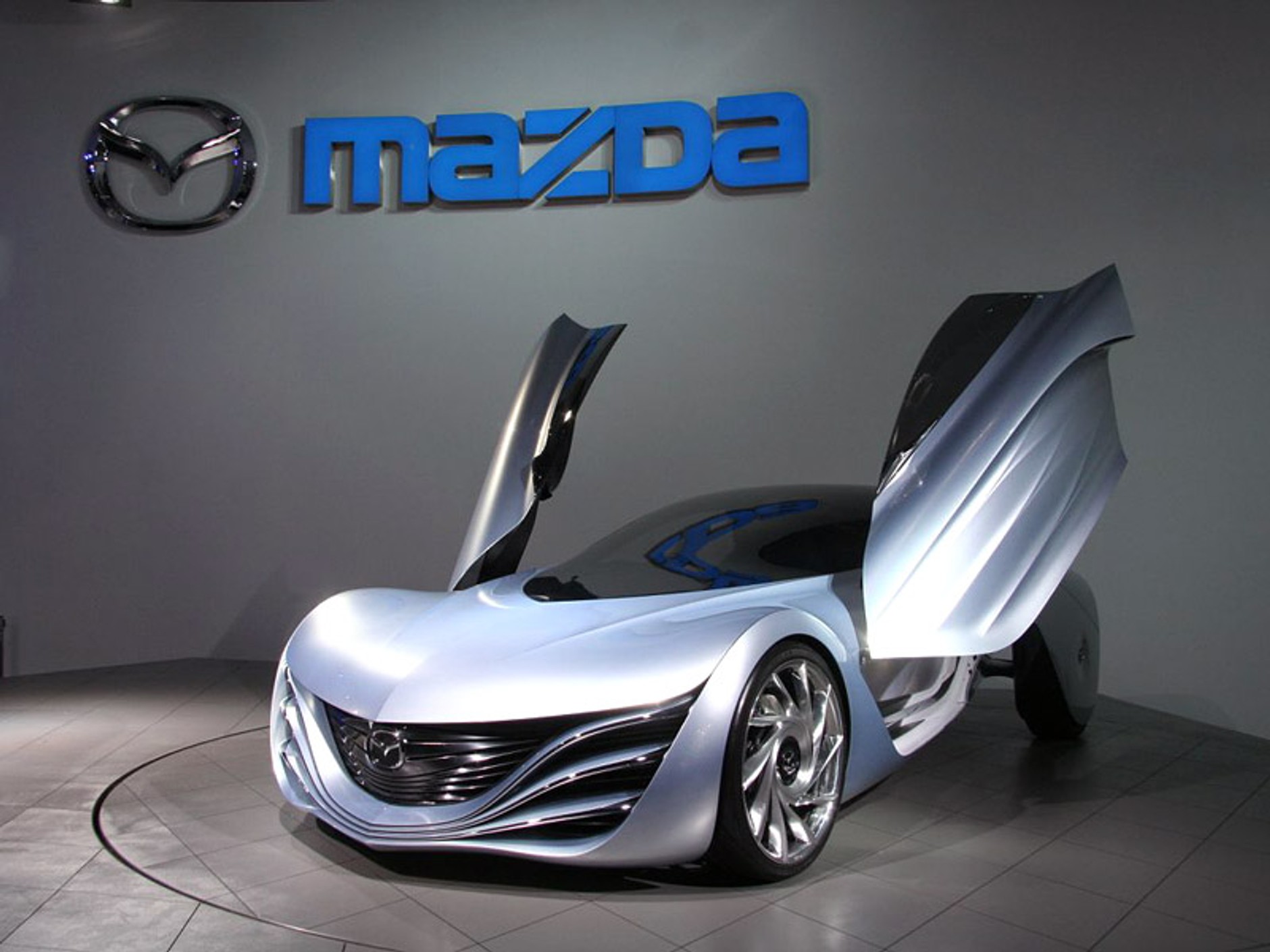 Tokio Motor Show 2007: Mazda Taiki - kosmiczna aerodynamika