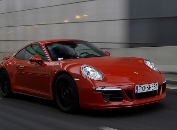 Wodzi na pokuszenie - Porsche 911 Carrera 4 GTS