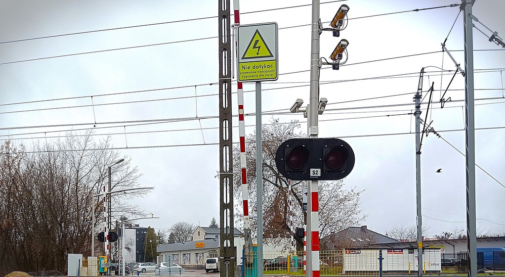 System Red Light (CANARD) na przejeździe kolejowym w Radomsku