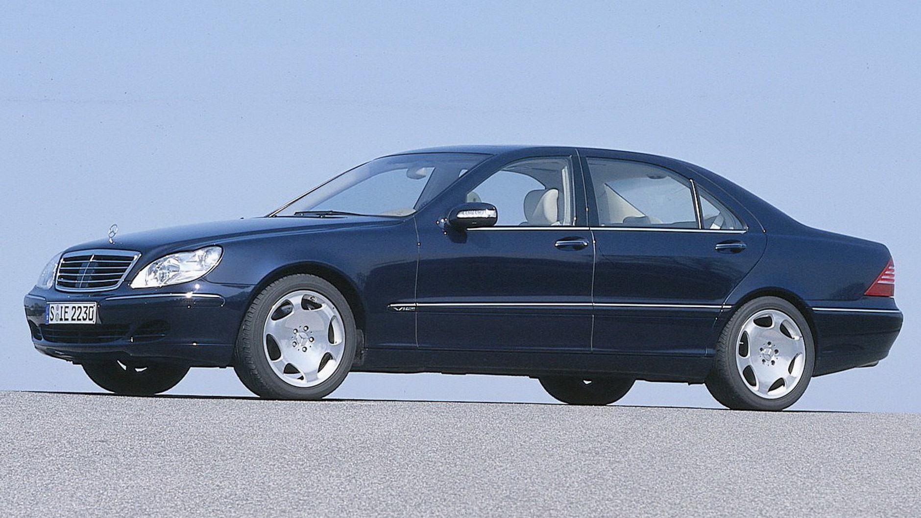 Sprawdzamy BMW serii 7 E65/66 - konkurenci