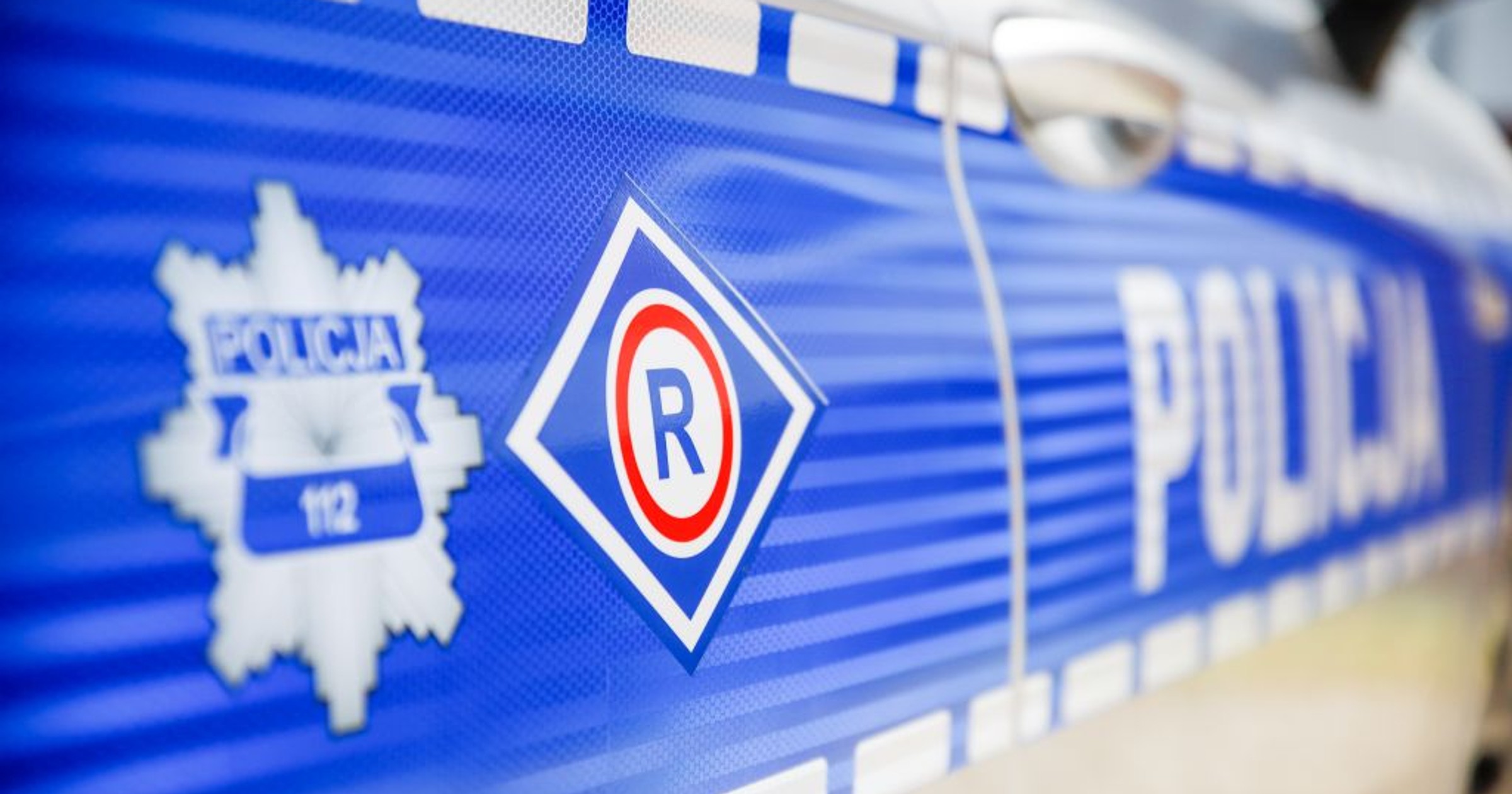 25-latek pijany za kierownicą uszkodził auta i nie miał uprawnień