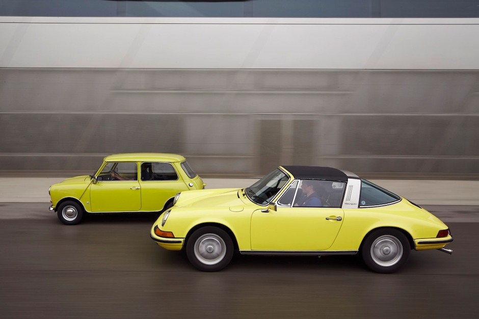Porsche 911 i… Mini
