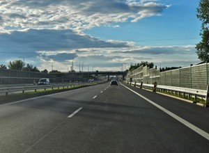 Droga S1 wymaga remontu. Prace mogą wydłużyć dojazd do lotniska Katowice