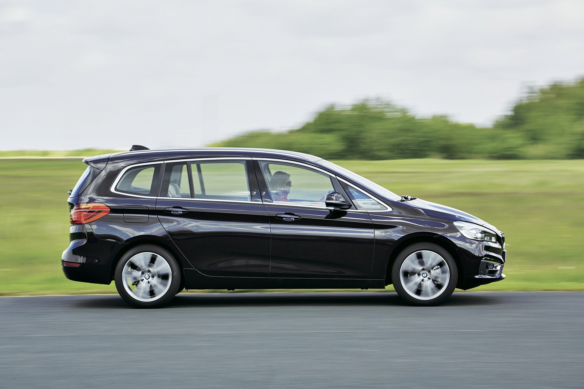 BMW 218d Gran Tourer i Opel Zafira Tourer 1.6 CDTI