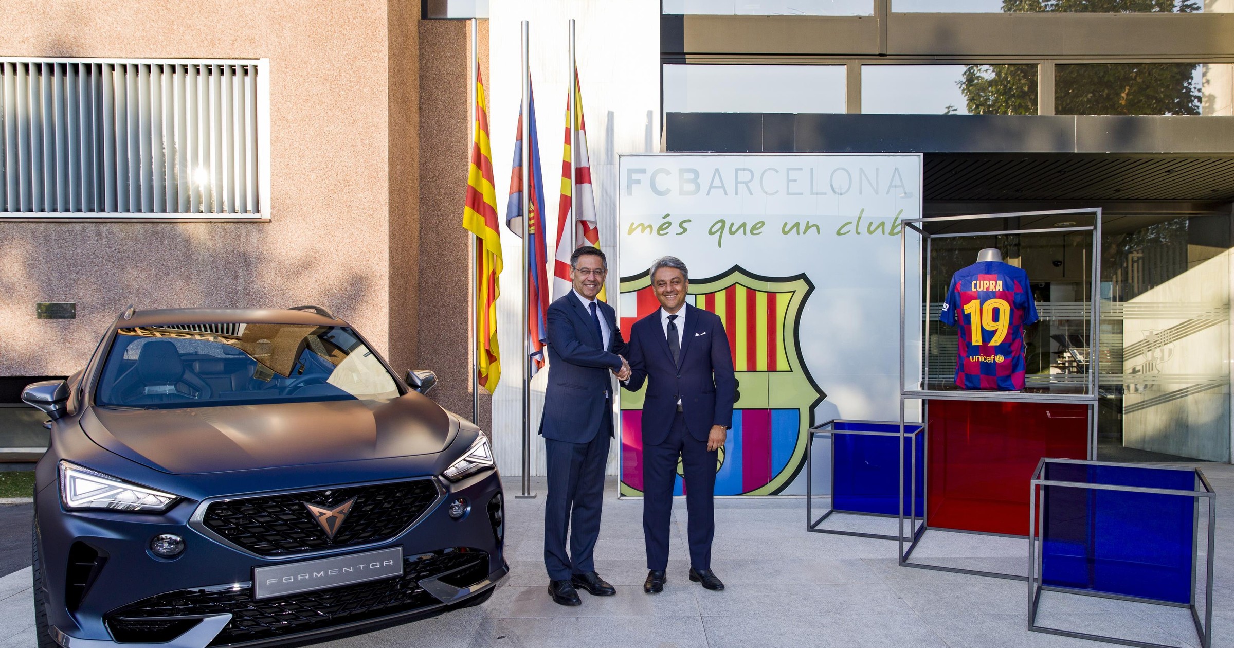 CUPRA i FC-Barcelona