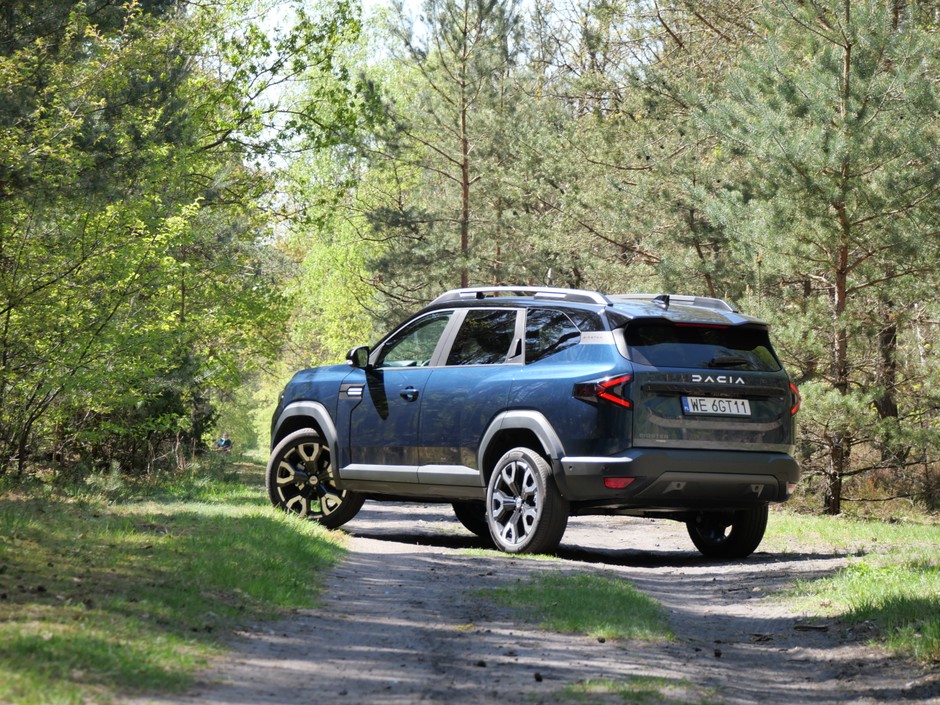 Dacia Bigster Hybrid 155