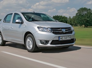 Pojedynek, w którym nie liczył się prestiż. Dacia Logan czy Fiat Grande Punto?