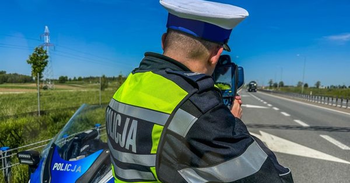Obraz pochodzący z serwisu https://augustow.policja.gov.pl/po5/aktualnosci/95827,Kolejny-kierowca-stracil-prawo-jazdy.html