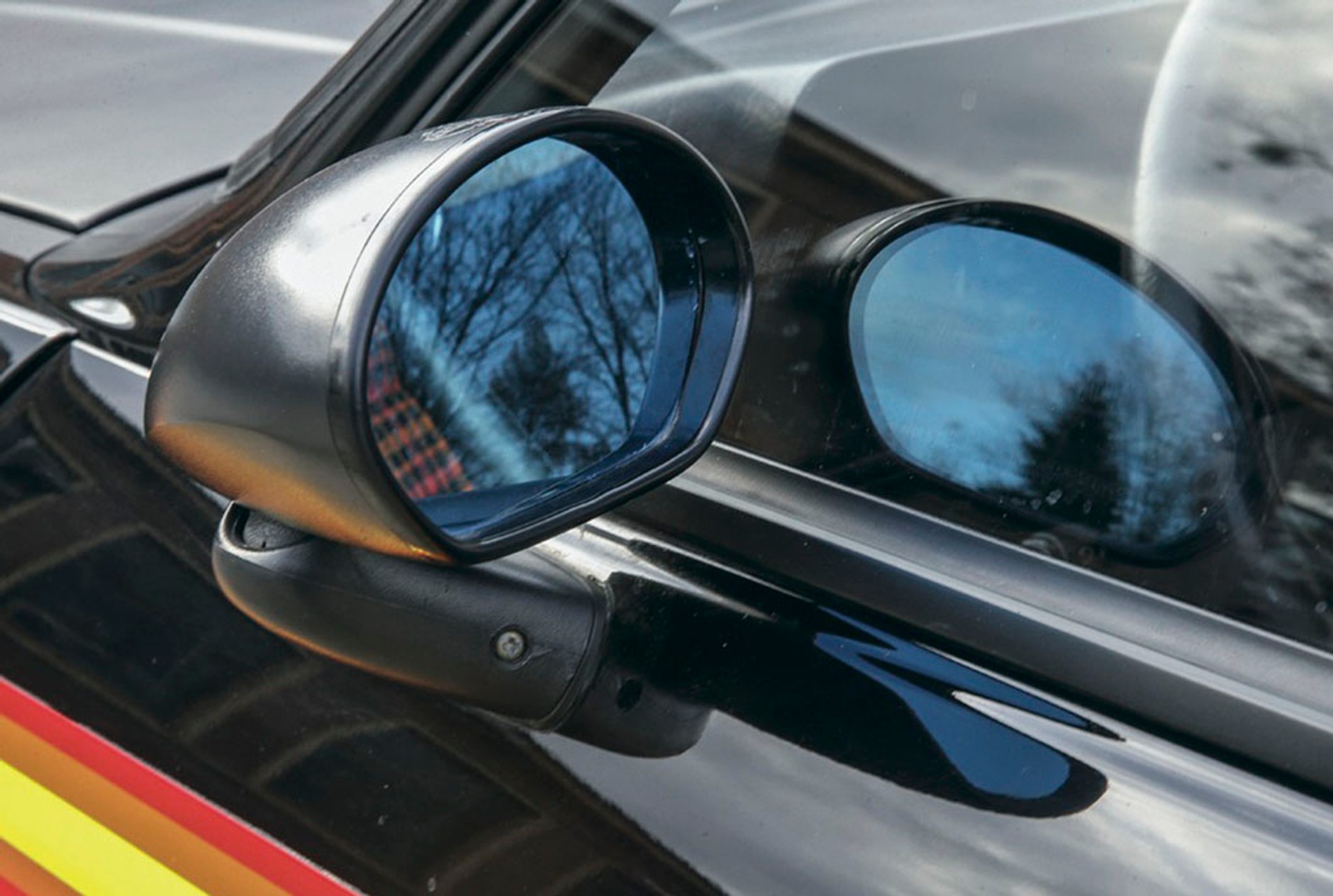 Opel Manta Black Magic - nie tylko dla młodzieży