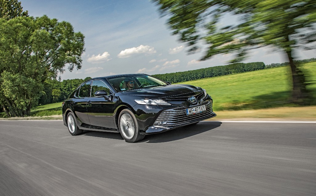 Toyota Camry (VIII)