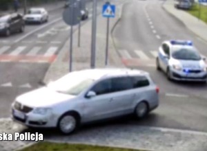 Policja zauważyła, że Passat prawie szorował po asfalcie. Dalej było już jak na filmach [Nagranie]