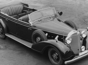 Mercedes 770 trafił w ręce komunistów. No i się zaczęło