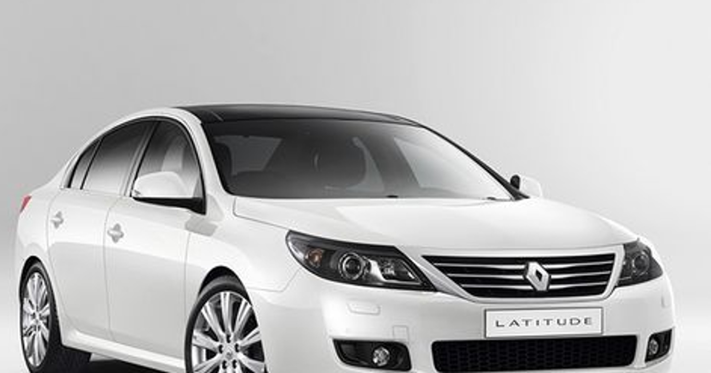 Nowe Renault Latitude - tylko w leasingu i w dwóch kolorach nadwozia