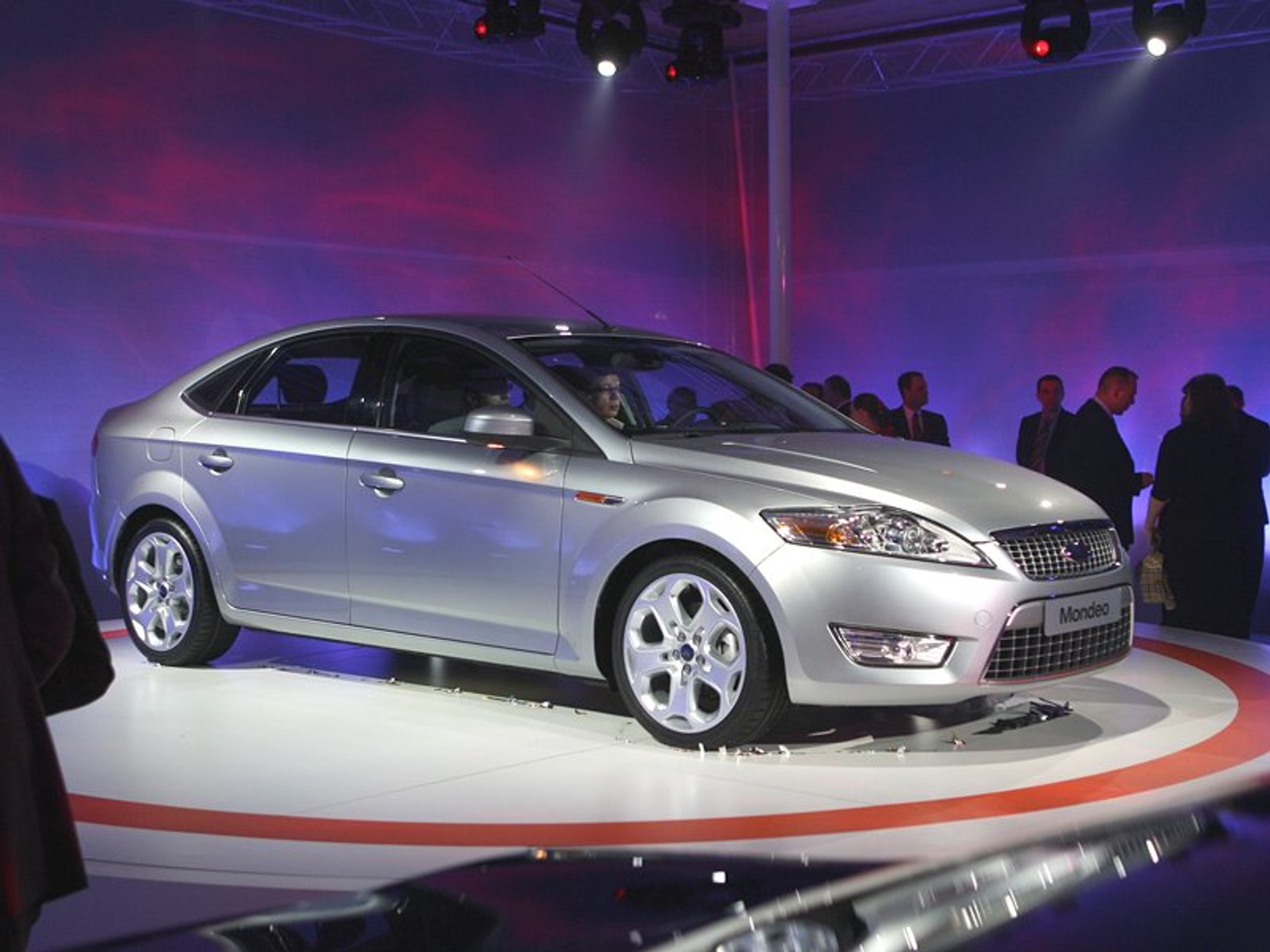 Nowy Ford Mondeo – czy zostanie nową gwiazdą klasy średniej?