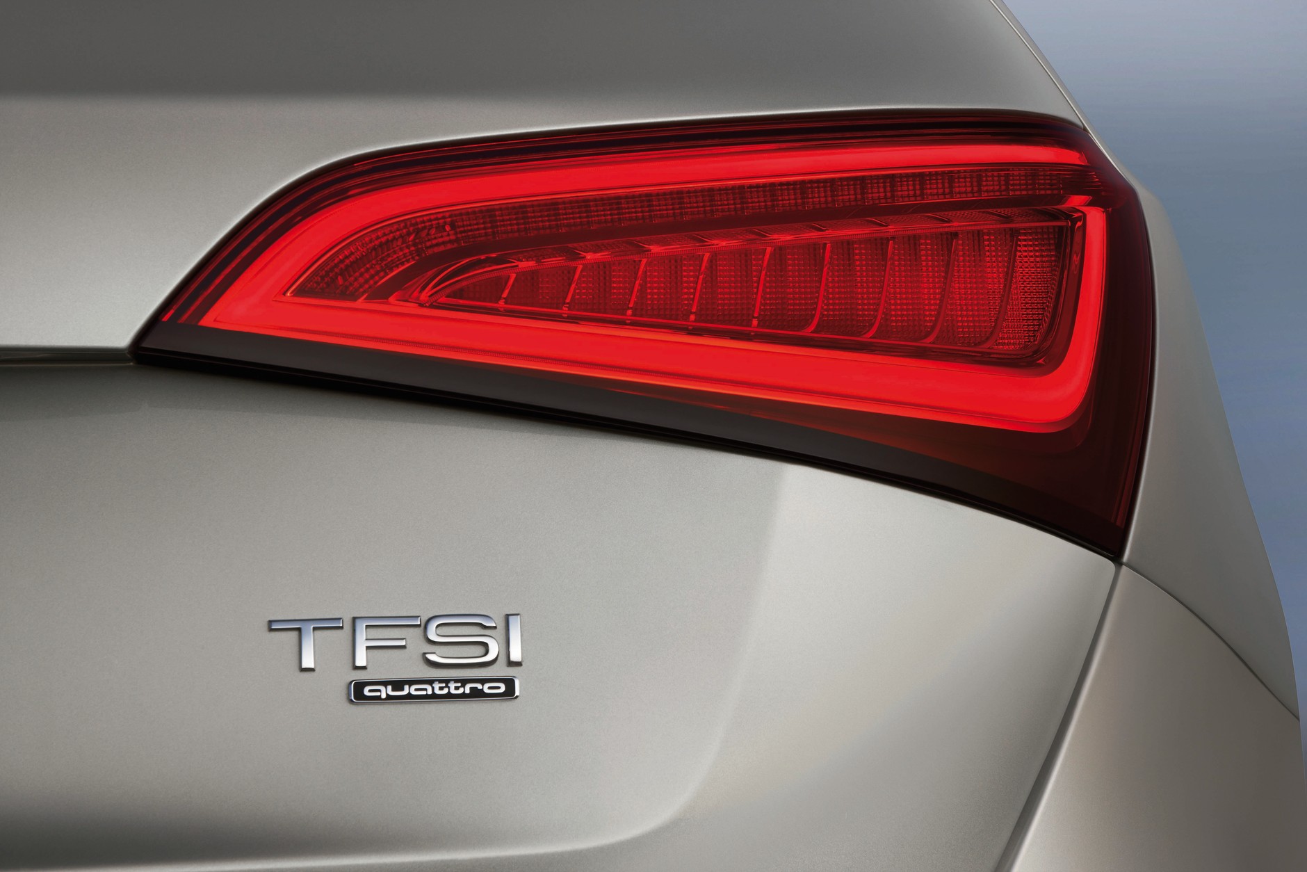 Audi Q5: przebojowy face lifting