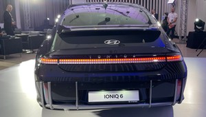 Ioniq 6 oficjalnie pokazany w Polsce. Z pewnej perspektywy przypomina Porsche 911