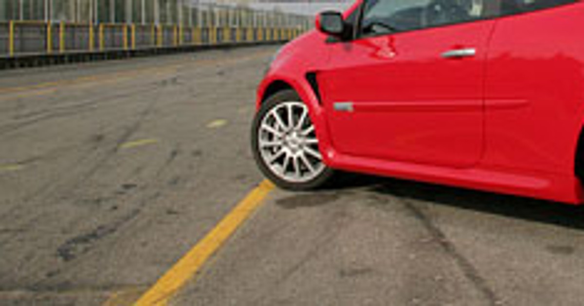 Renault Clio Sport – wrażenia z jazdy na torze