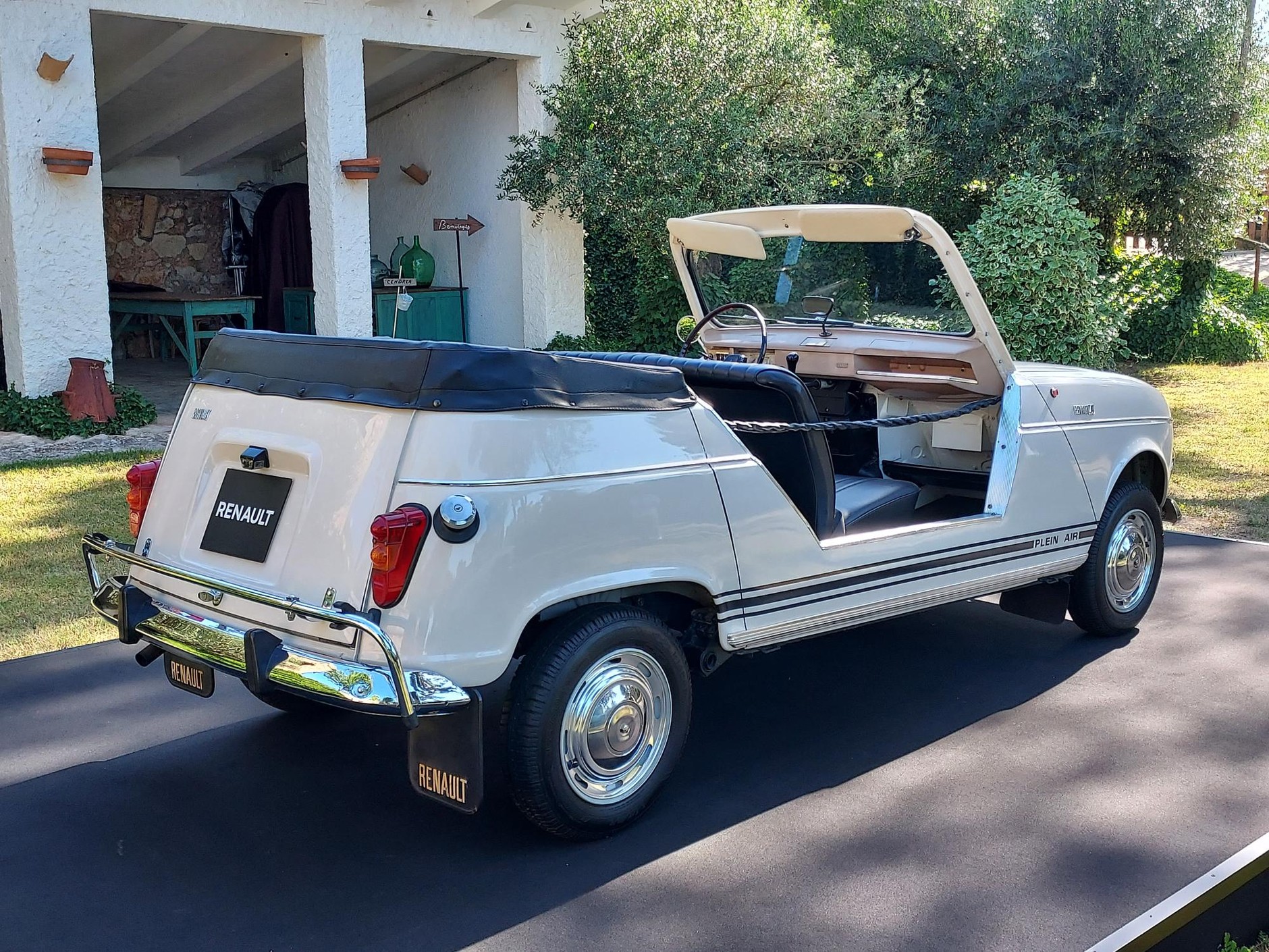 Renault 4 E-Tech Plein Sud
