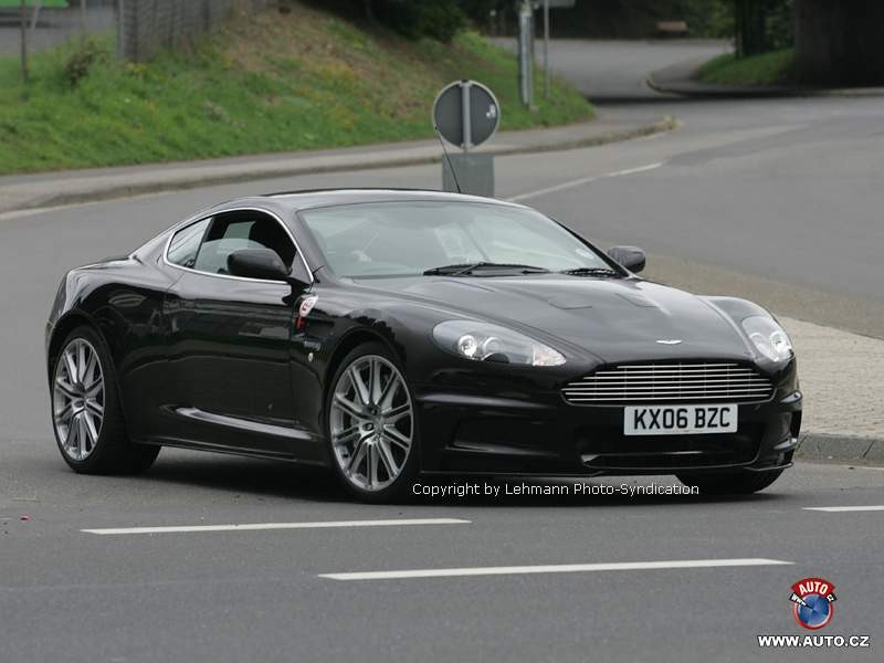 Zdjęcia szpiegowskie: Aston Martin DBRS9 na Nürburgring