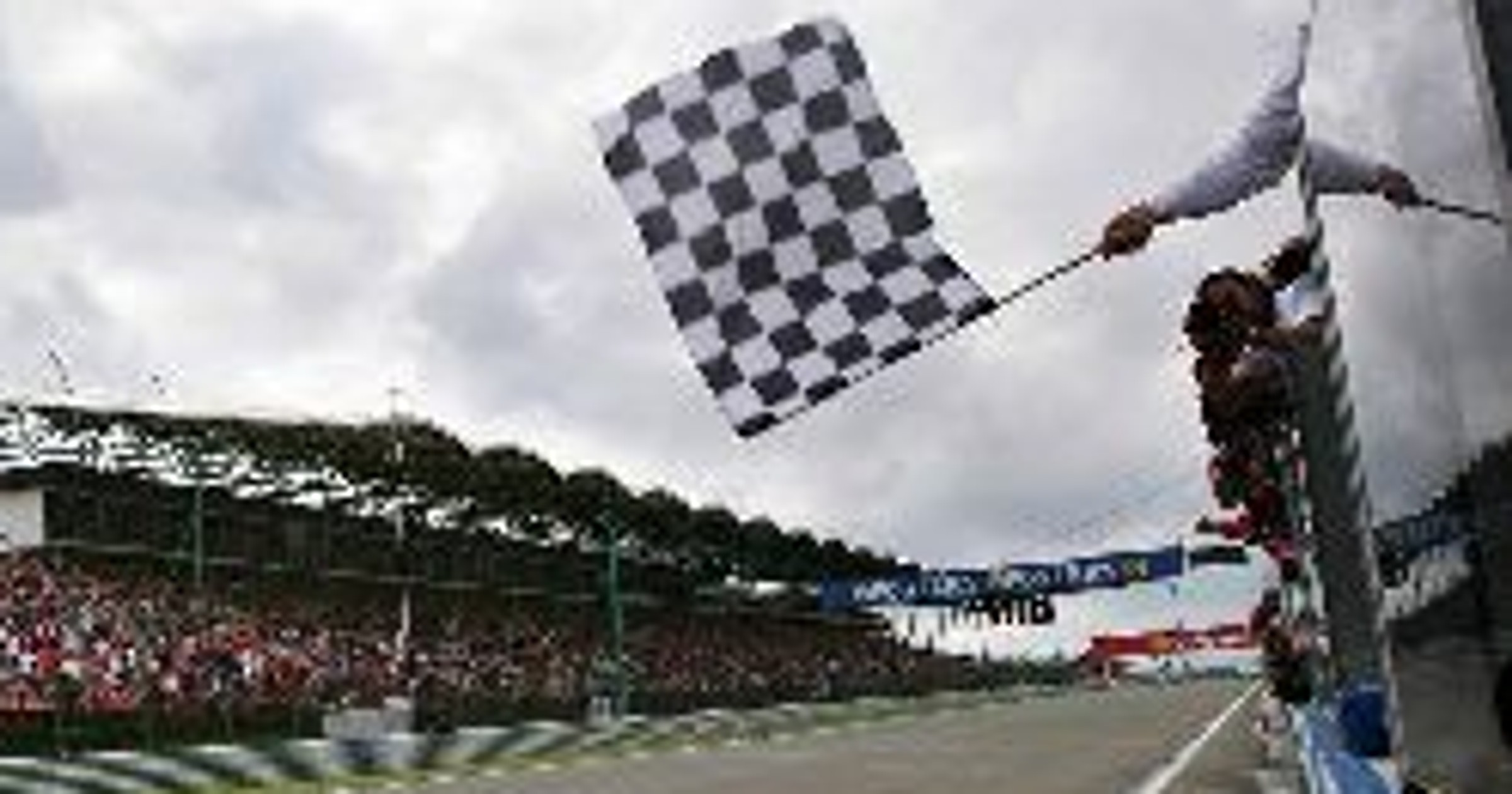 Grand Prix Węgier 2007: wyboista i  najmniej przyczepna nawierzchnia na świecie!