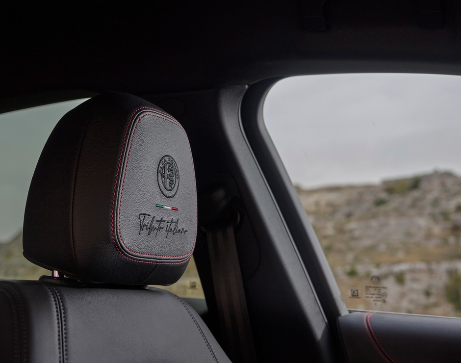 Alfa Romeo Stelvio Tributo Italiano