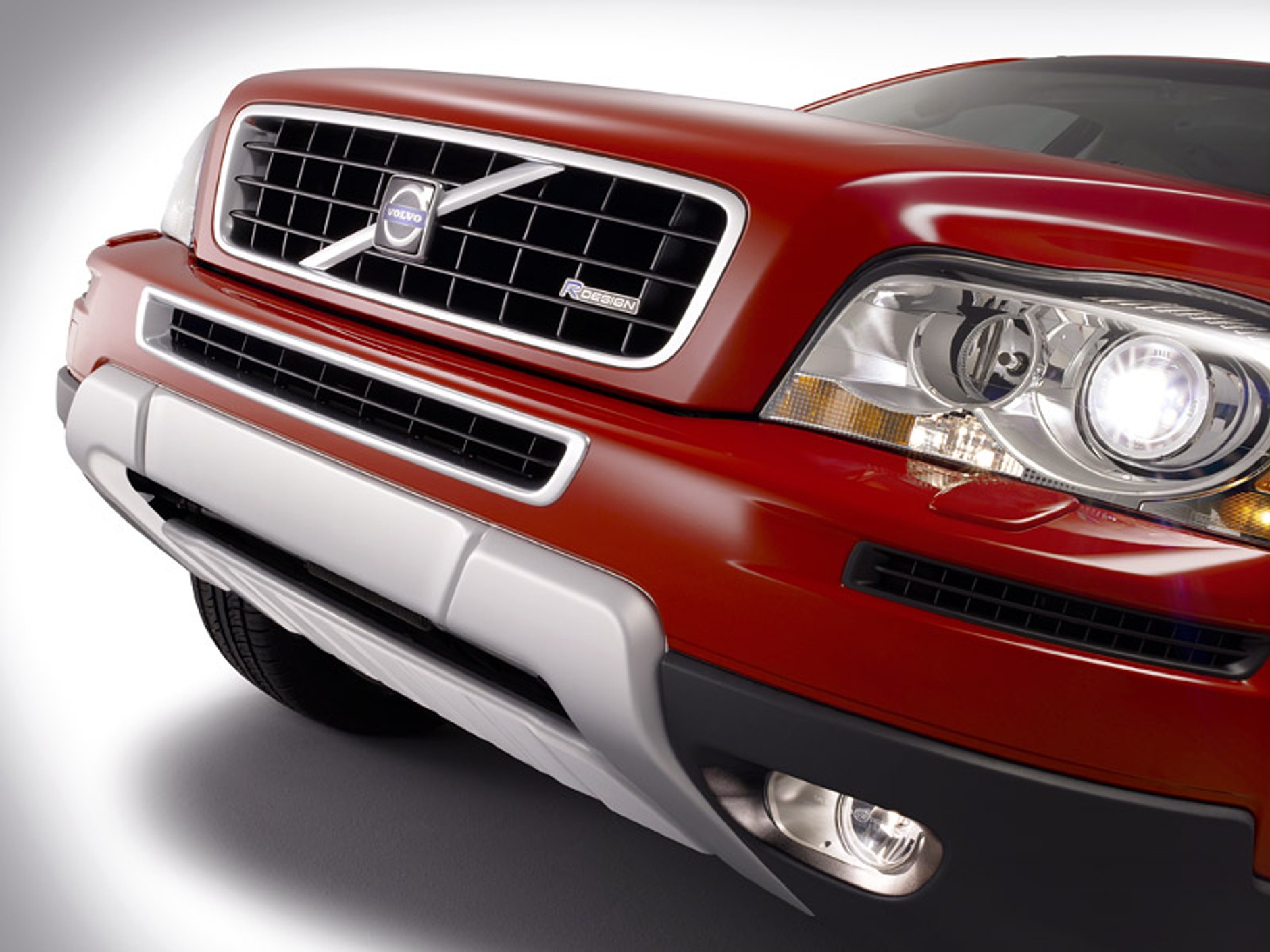 Volvo XC90 Sport R-Design – tuning fabryczny dla dużego Szweda