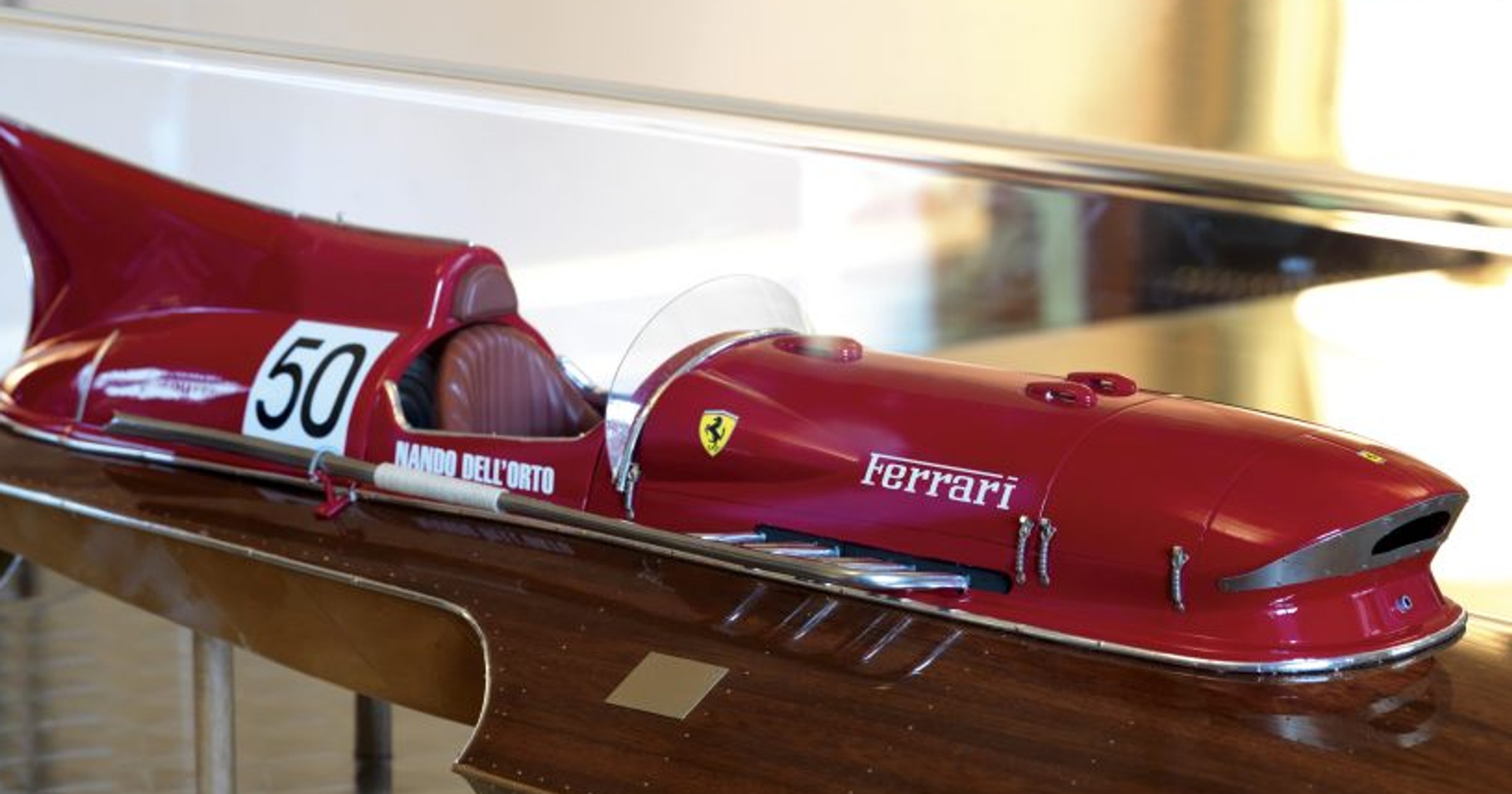 Arno XI dla fanów Ferrari i kolekcjonerów