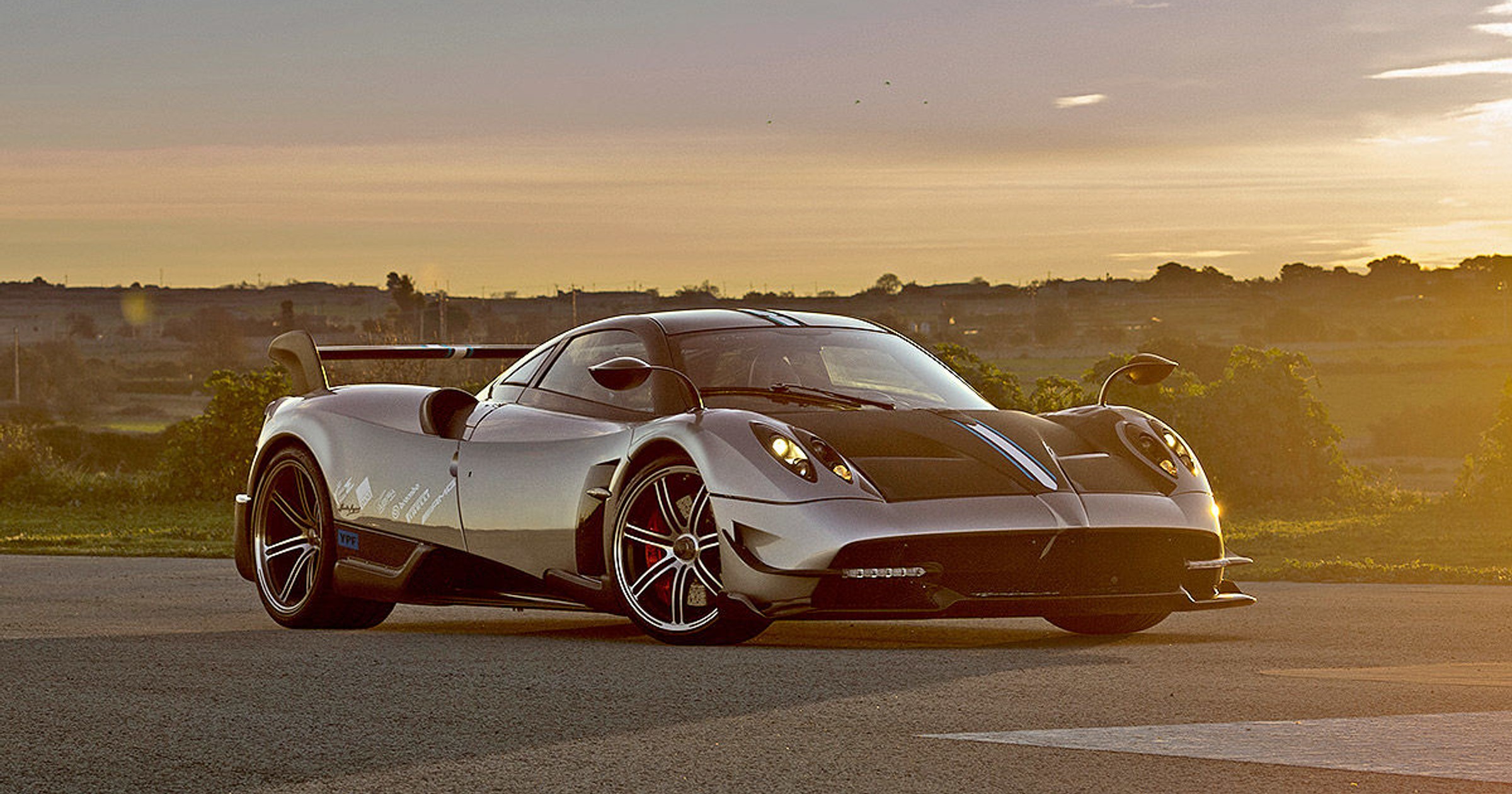 800 KM - Pagani Huayra