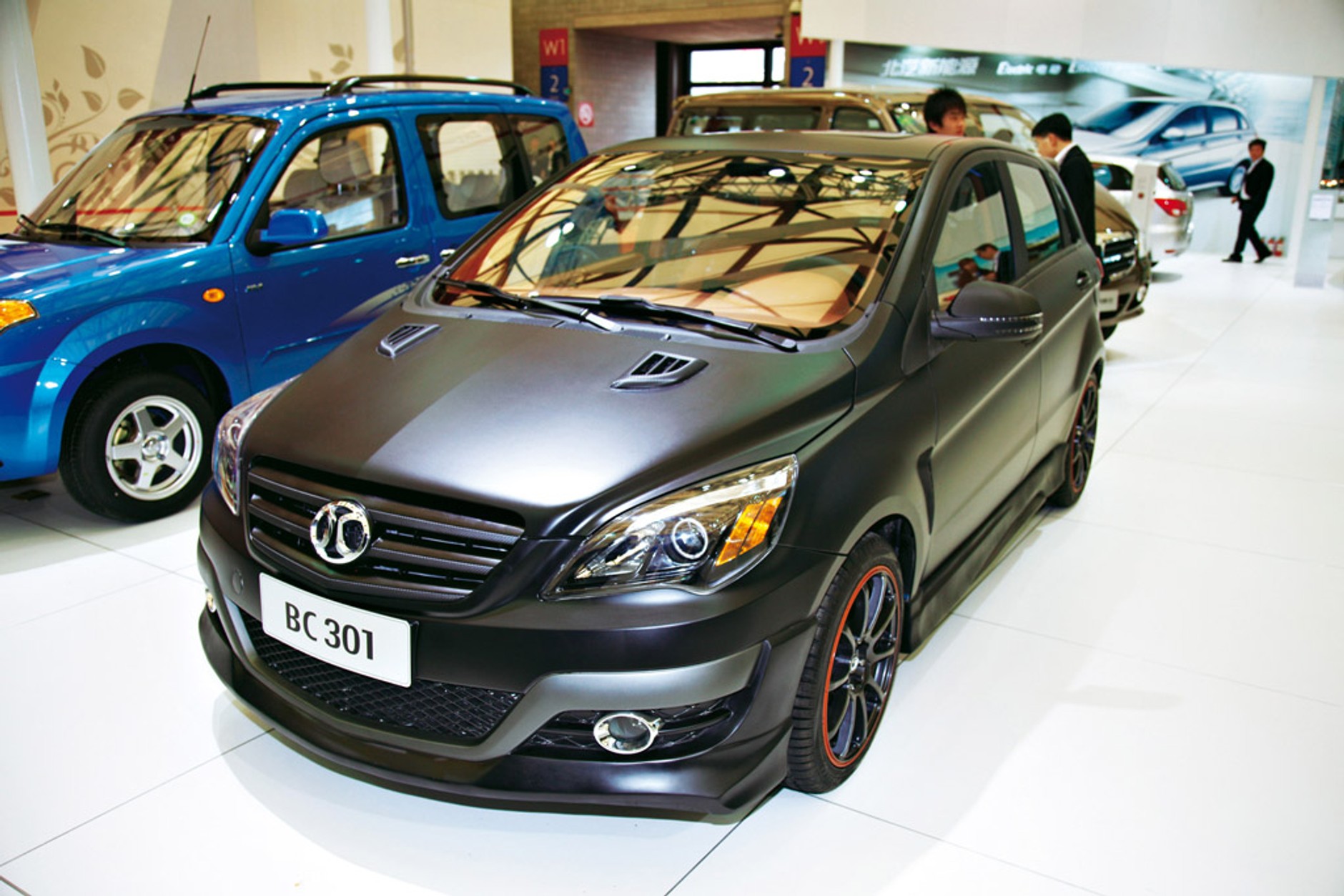 Auto Shanghai 2011: salon z podróbkami