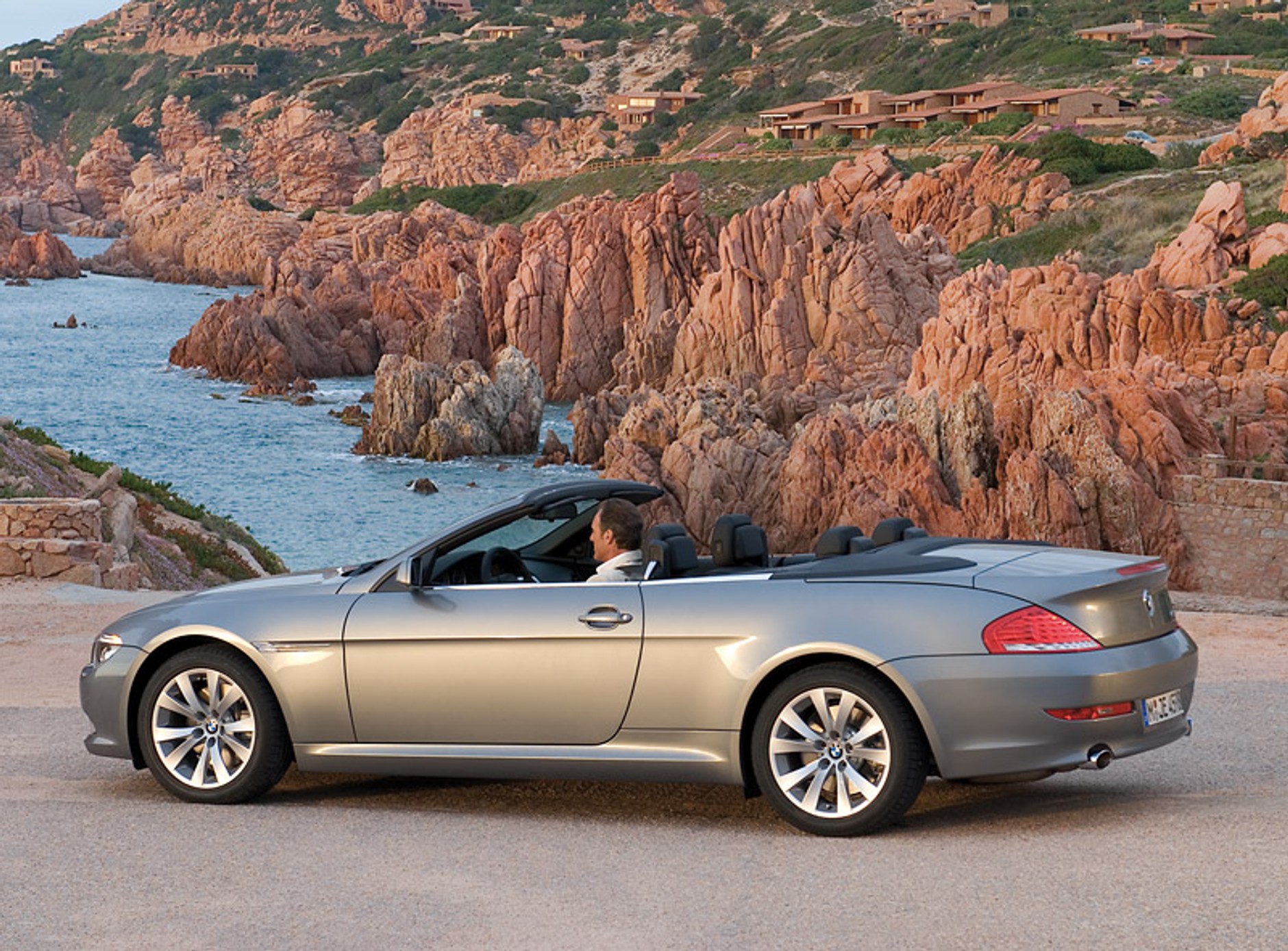 BMW: czas na nowe Coupé i Cabrio serii 6