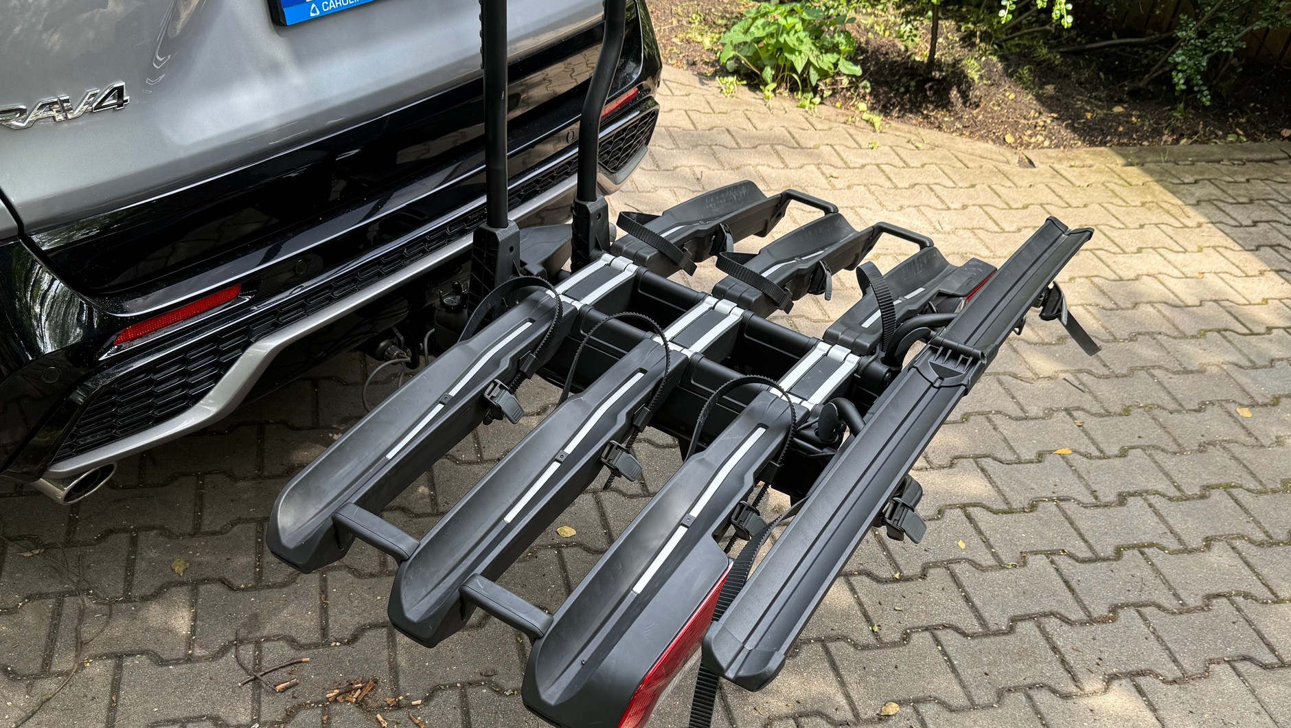 Thule EasyFold 3 z adapterem na czwarty rower