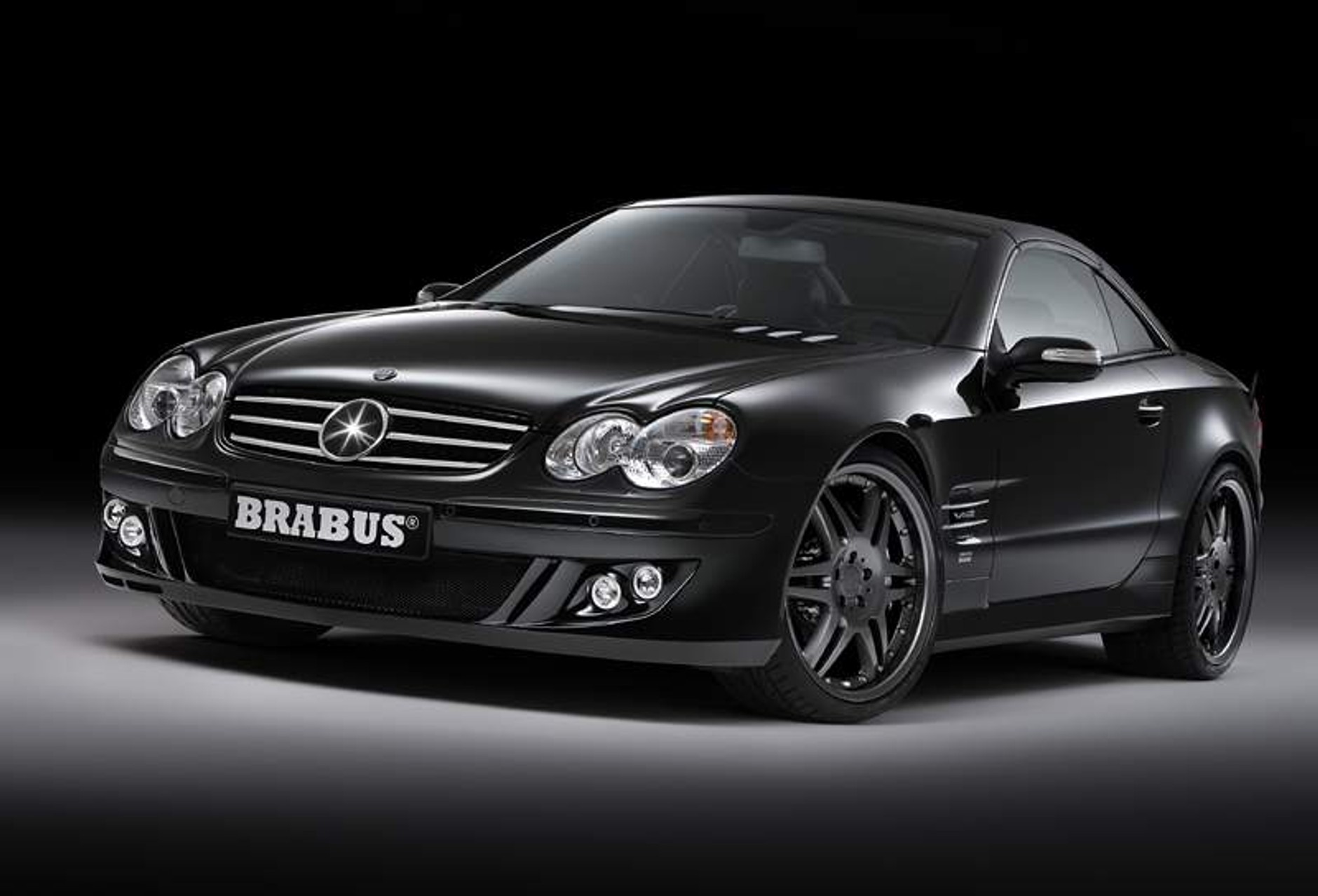 Brabus SV 12 S Biturbo Roadster – 350 km/h bez dachu