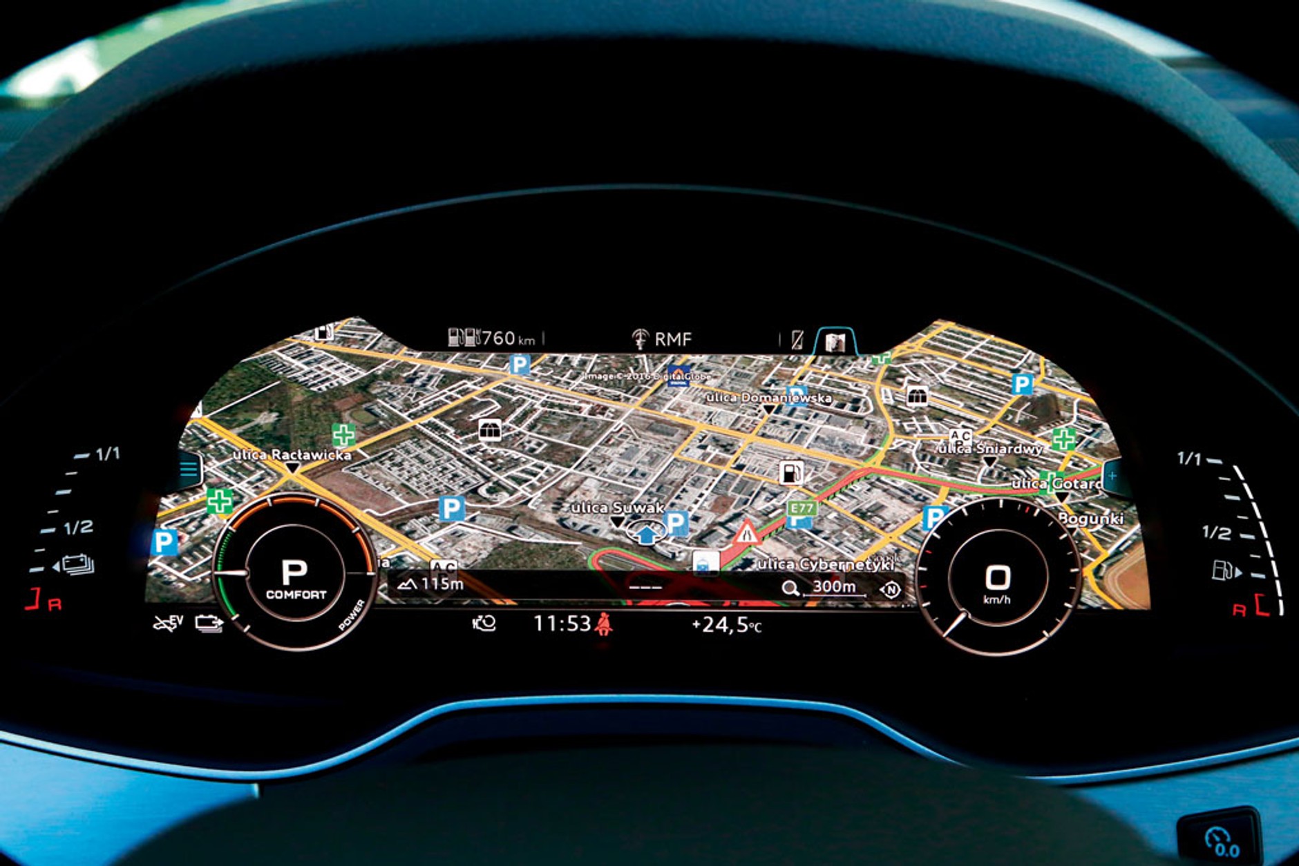 Audi Q7 E-TRON - diesel pod napięciem