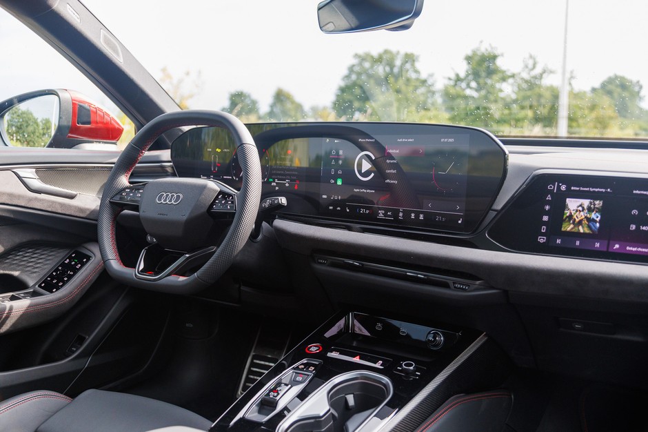 Audi A6 C9