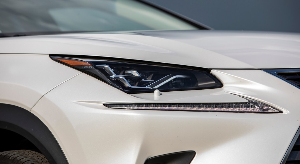 Lexus NX I generacji