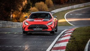Mercedes-AMG GT z rekordem na Nurburgringu [Nagranie okrążenia]