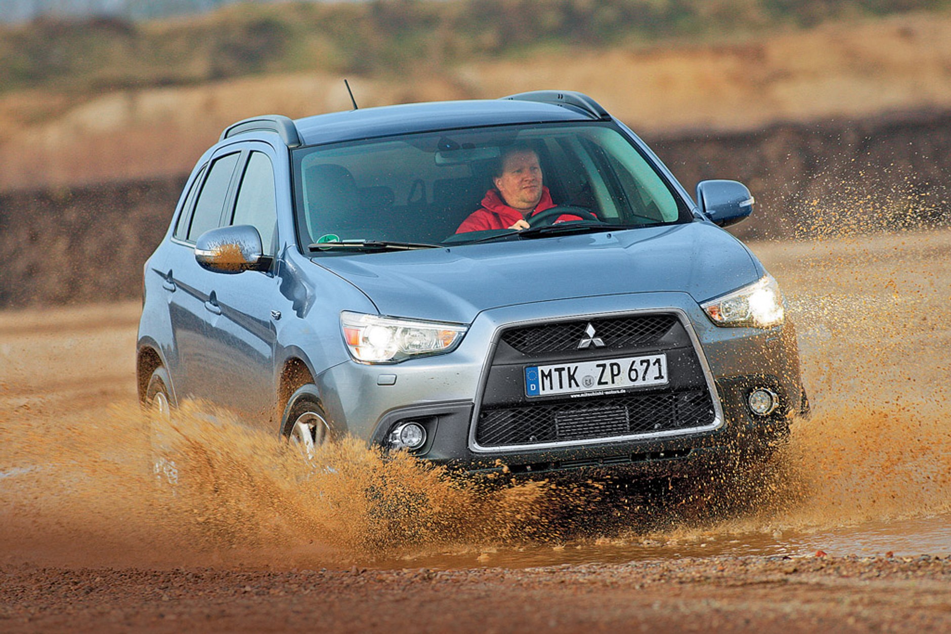 Suzuki Grand Vitara kontra Mitsubishi ASX i Skoda Yeti: kompaktowe terenówki na start