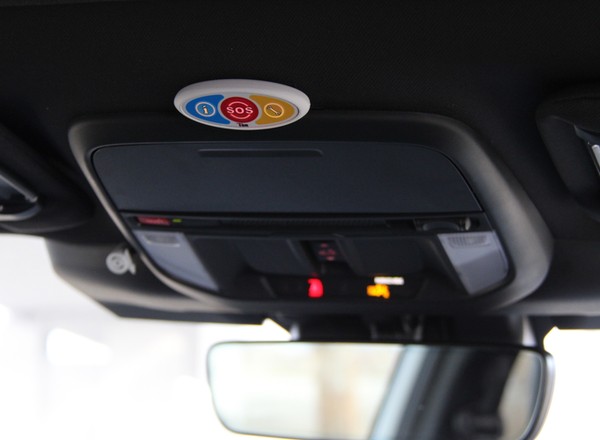 Jest używany setki tysięcy razy rocznie. "Przycisk paniki", czyli eCall ratuje życie