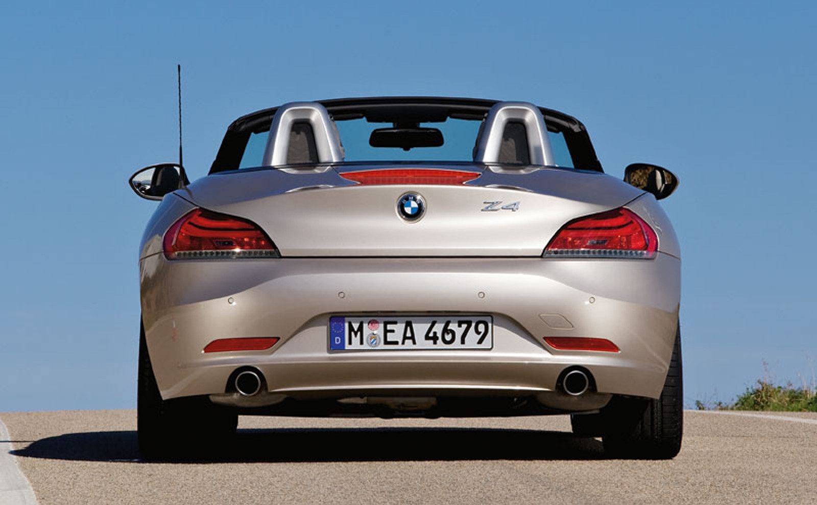 BMW: nowy Z4 Roadster wylądował w Warszawie (cena w Polsce)