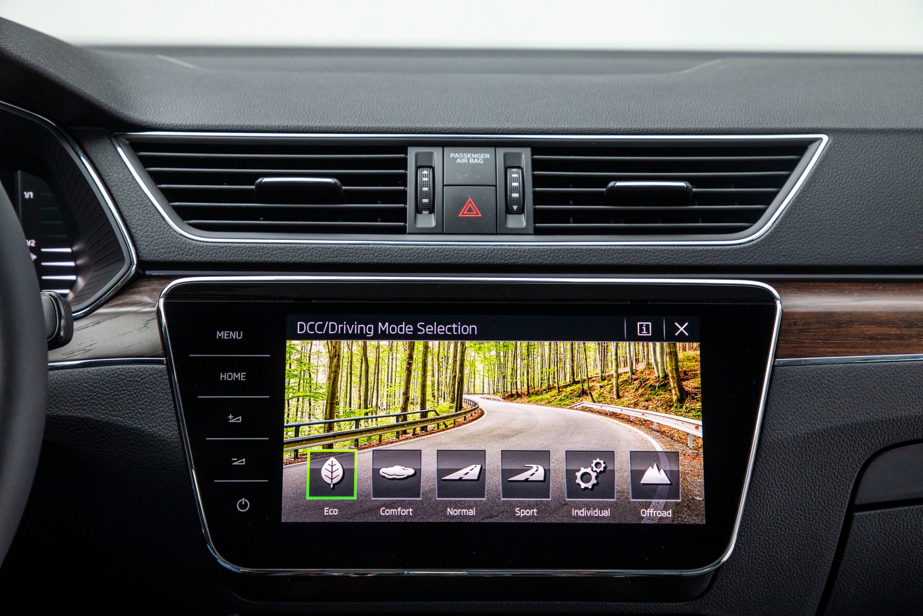 Skoda Superb Scout 2.0 TDI DSG 4x4